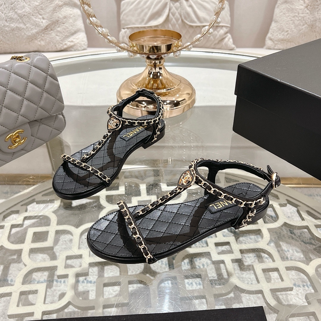Chanel T-Strap Chain Sandals · R633 — תמונה 10