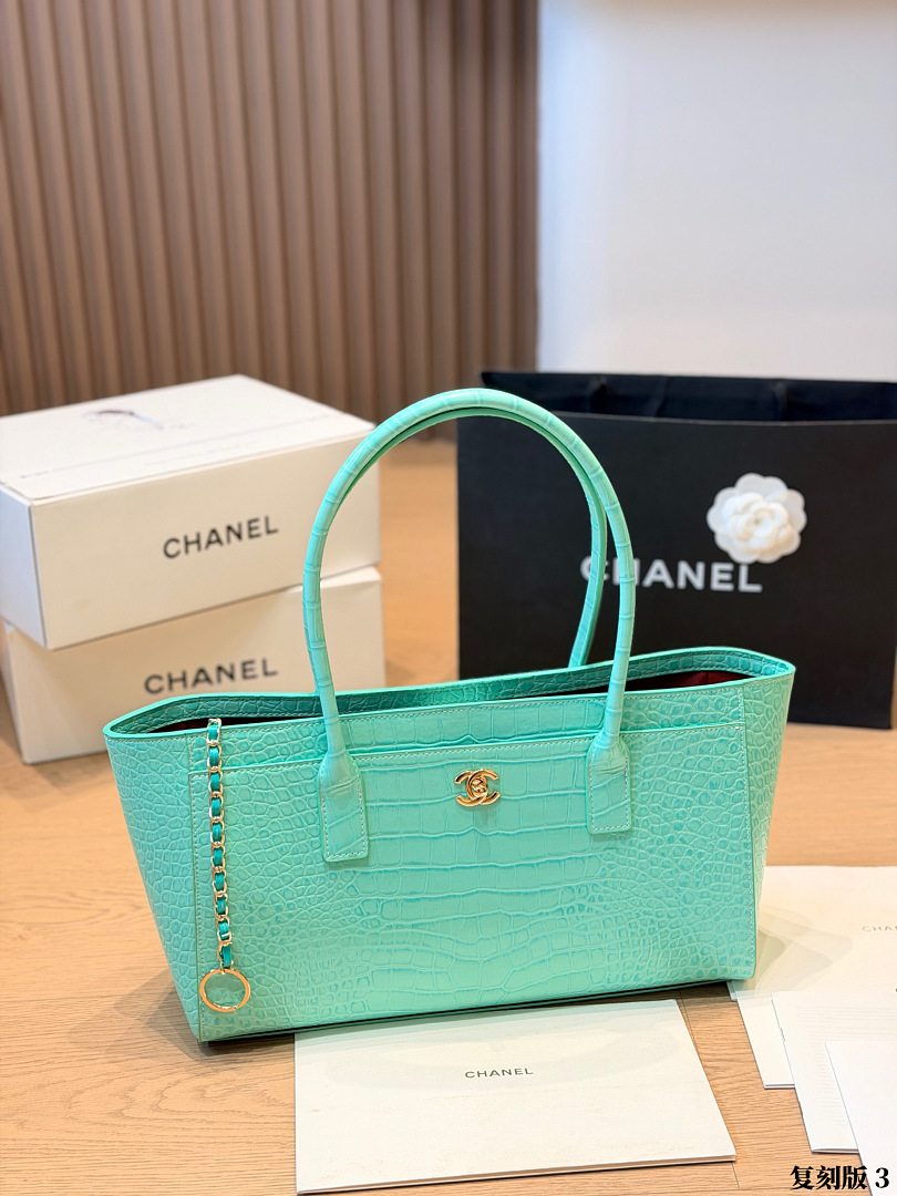 Chanel Small Shopping Bag · X03P — תמונה 2