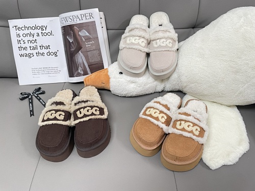 UGG Erin Platform Scuff · LR02