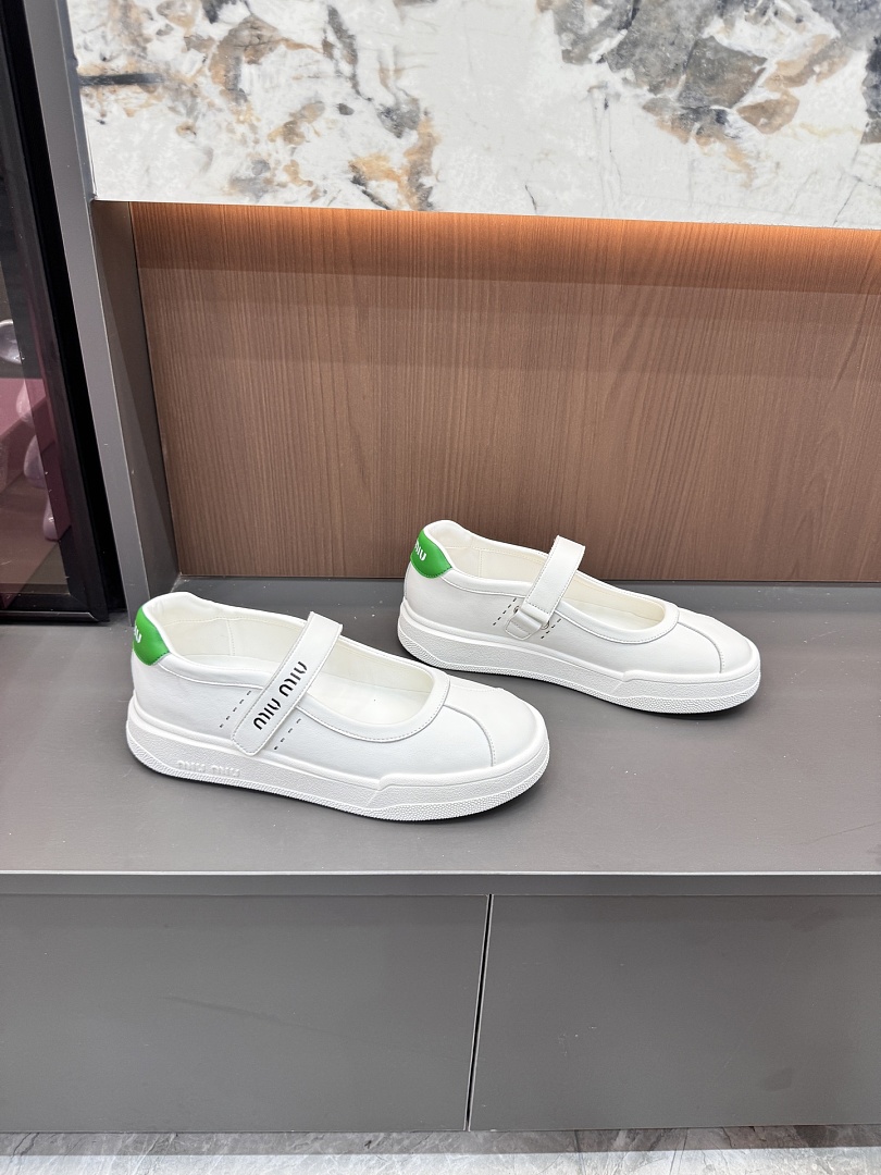 Miu Miu Plume Mary Jane · XX36 — תמונה 4