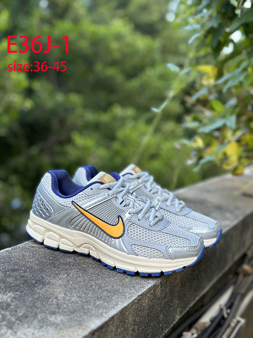 Nike Air Zoom Vomero 5 · E36J — תמונה 29