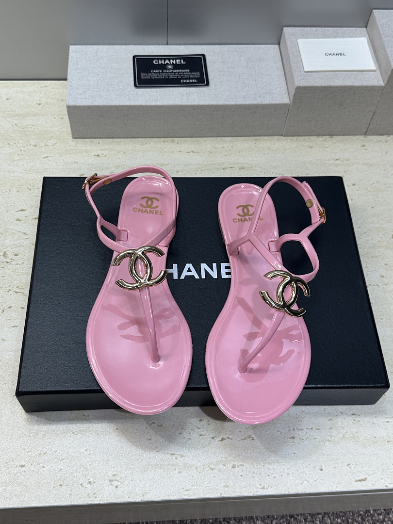 Chanel CC Thong Sandals · R3L9 — תמונה 12