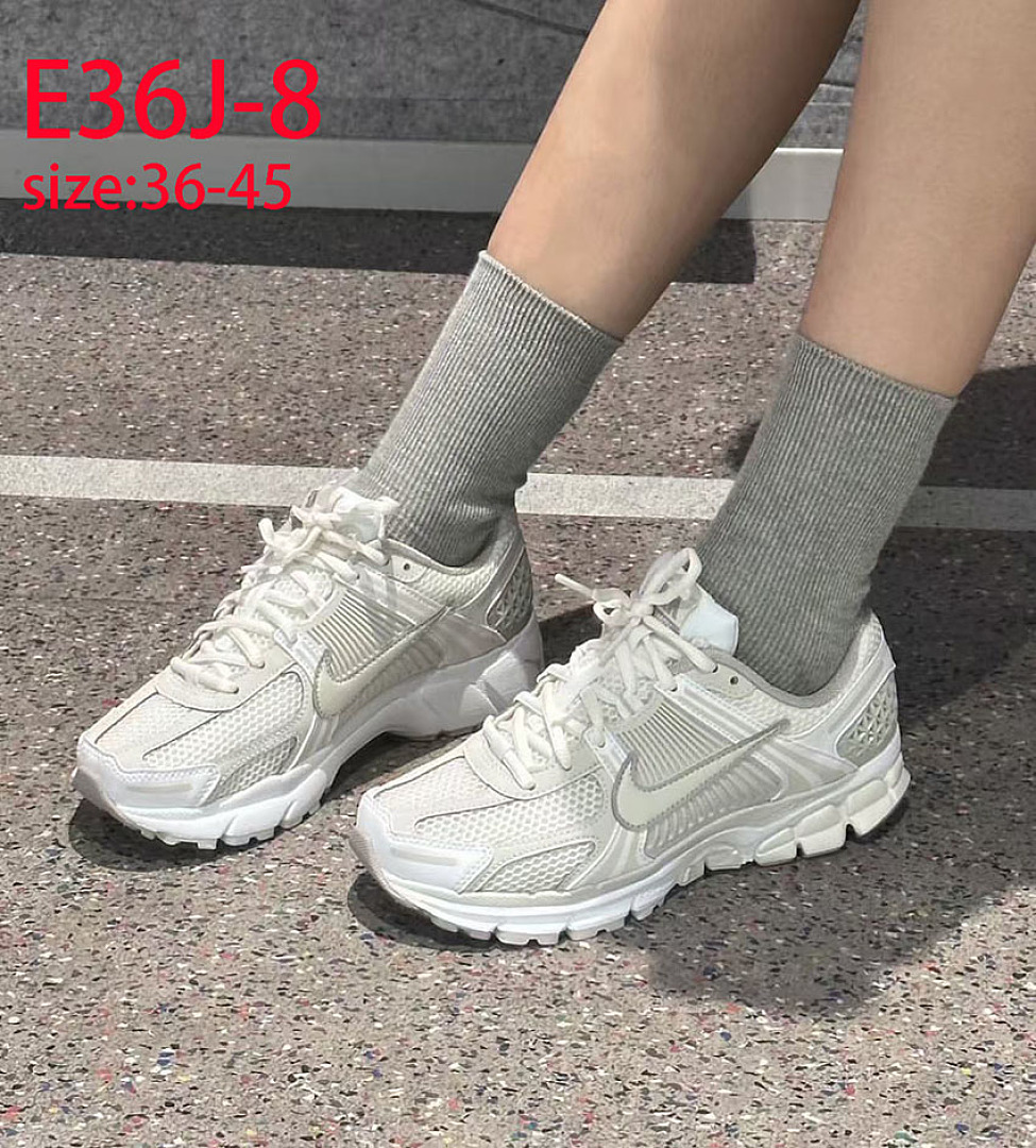 Nike Air Zoom Vomero 5 · E36J — תמונה 22