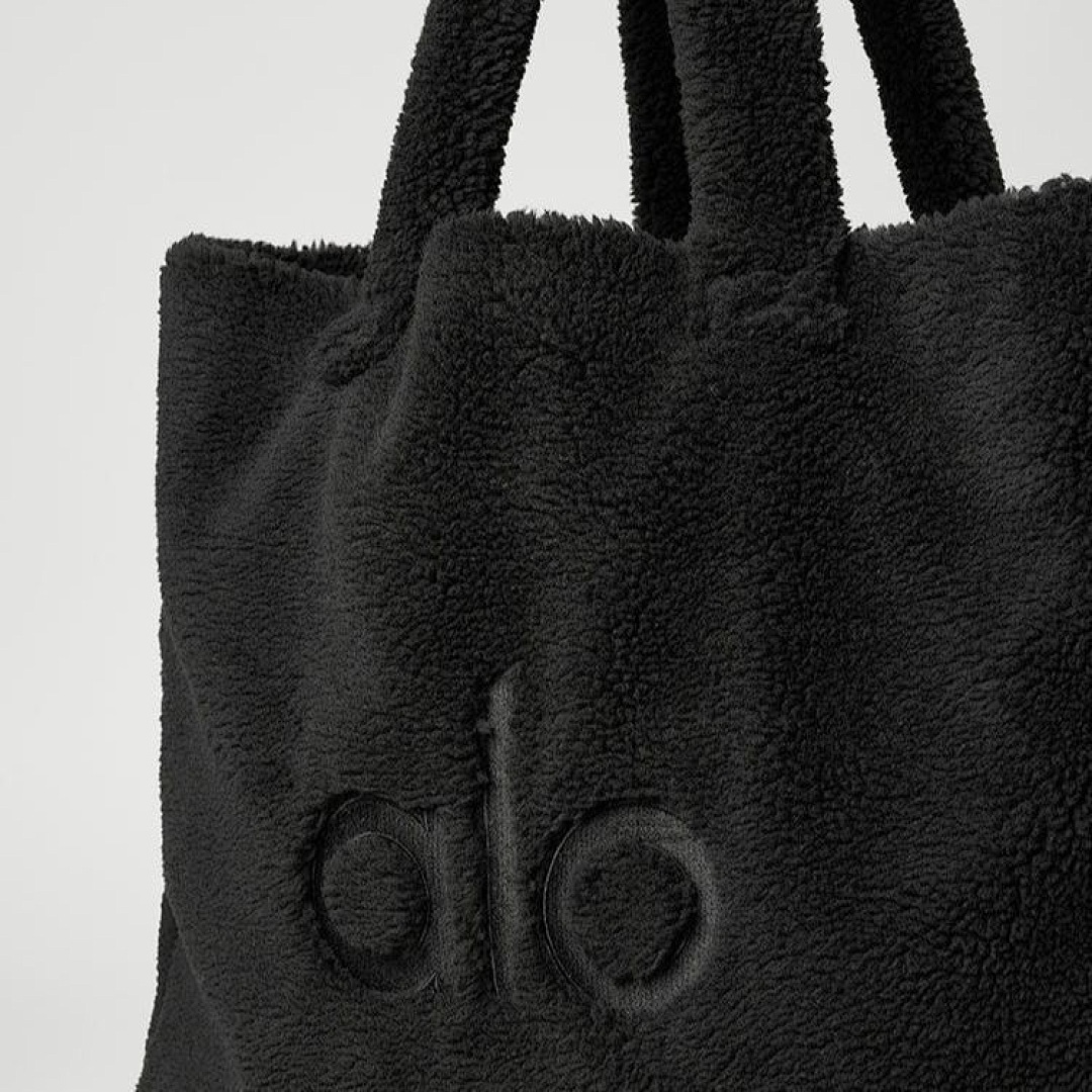 Alo Yoga Foxy Sherpa Tote · U8Q1 — תמונה 3