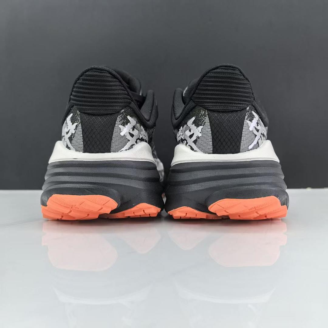 HOKA Stinson 7 · S56R — תמונה 27
