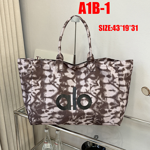 Alo Yoga Tie-Dye Shopper Tote · A1B