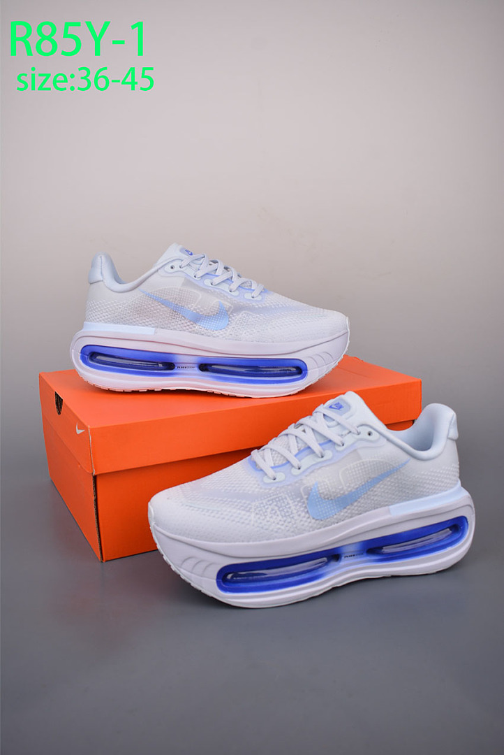 Nike Vomero Premium · R85Y — תמונה 30