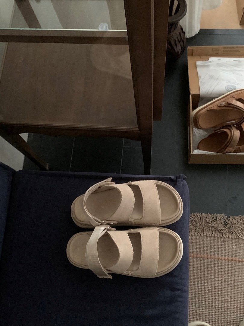 UGG Goldenstar Glide · F1J — תמונה 3