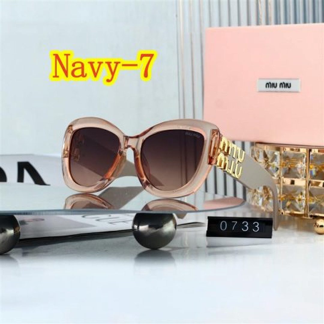 Navy MIUMIU sunglasses 36$ — תמונה 4