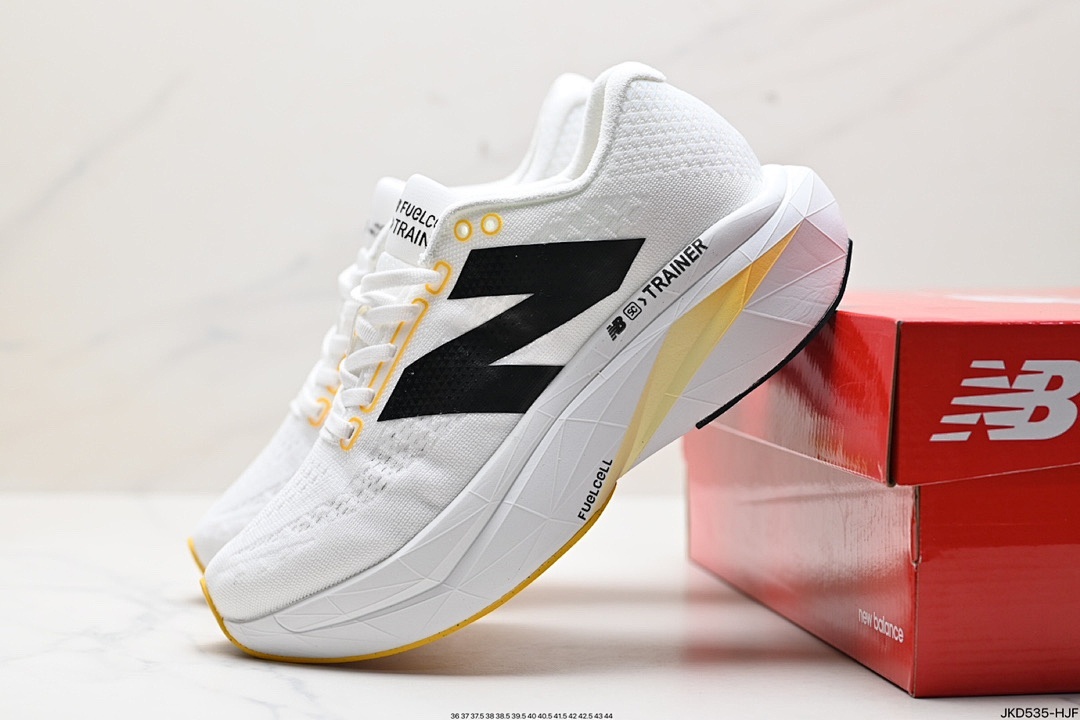 New Balance FuelCell SuperComp Trainer v3 · Y36N — תמונה 5