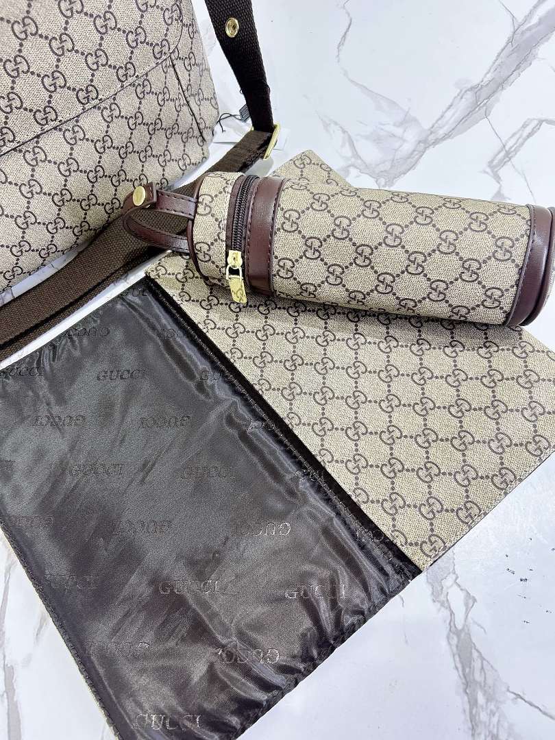Gucci GG Supreme Diaper Bag · MAB — תמונה 2