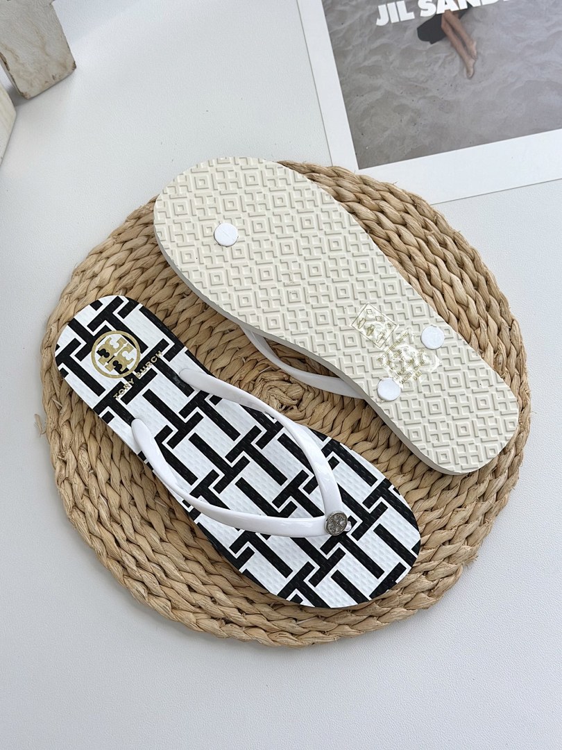 Tory Burch — כפכפים · PYY4 — תמונה 6