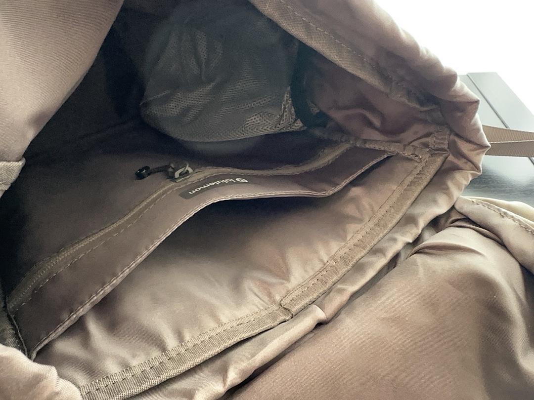 Lululemon Wunderlust Backpack *Small 14L · 87T5 — תמונה 3