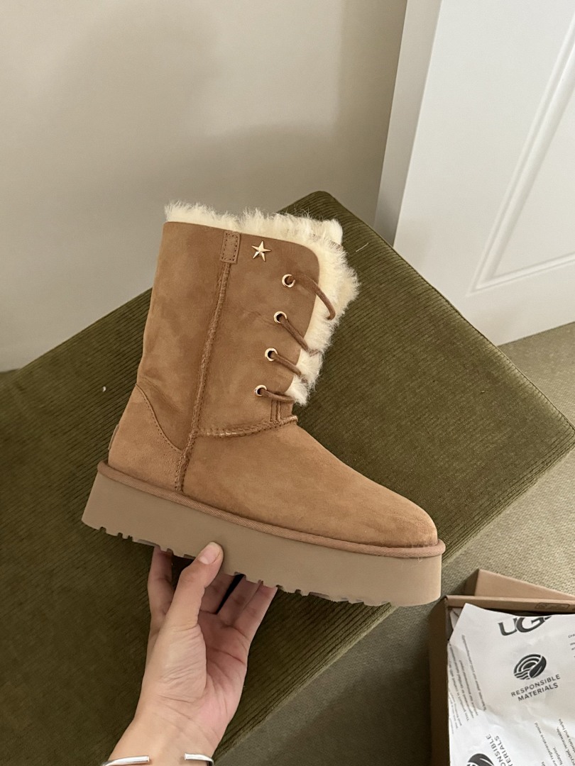 UGG Esmee · Y86B — תמונה 6