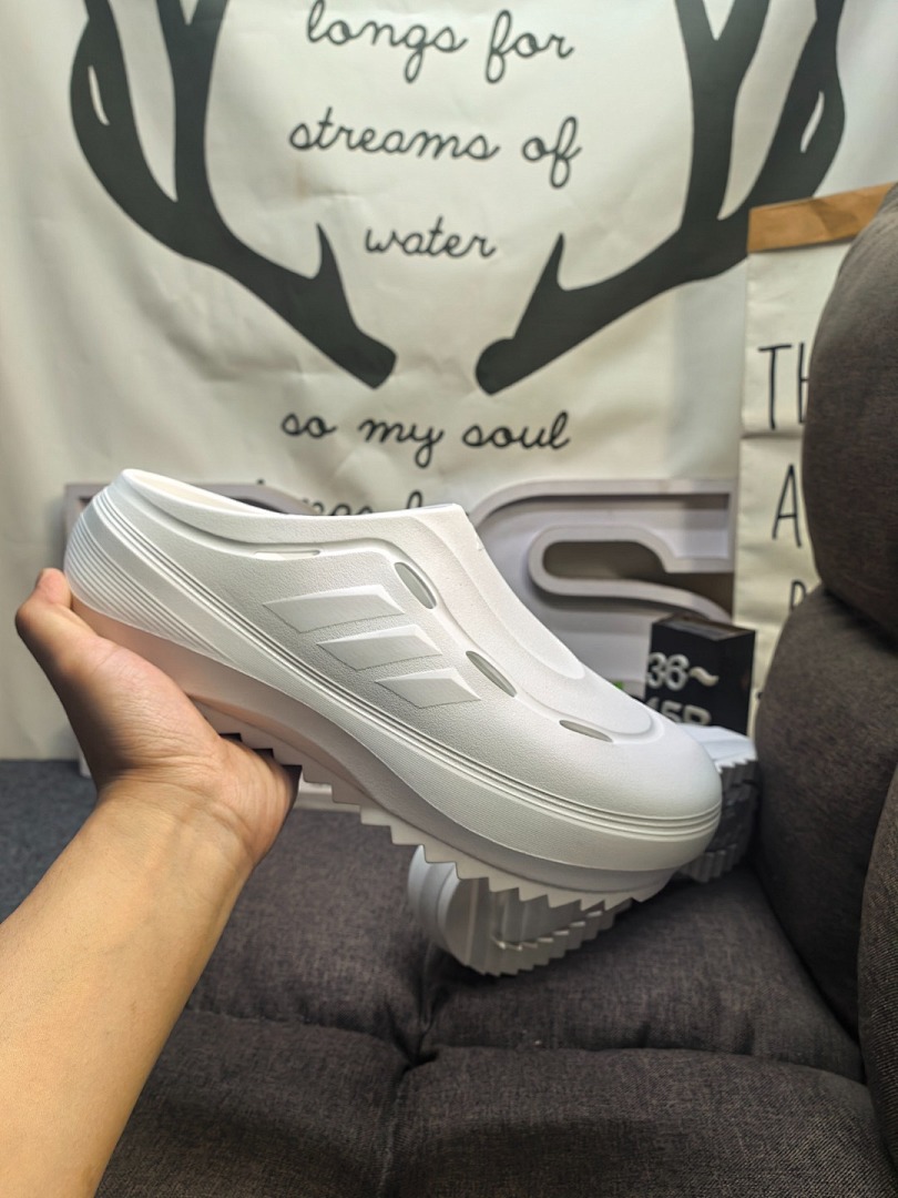 Adidas OZWAVE CLOG · XB02 — תמונה 4