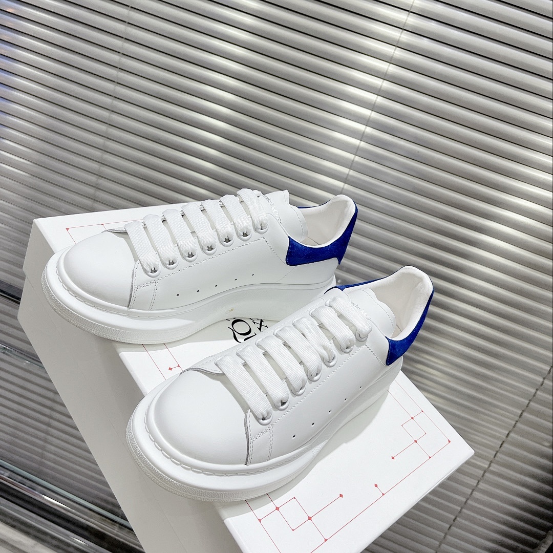 Alexander McQueen Oversized Sneaker · Y161A — תמונה 4