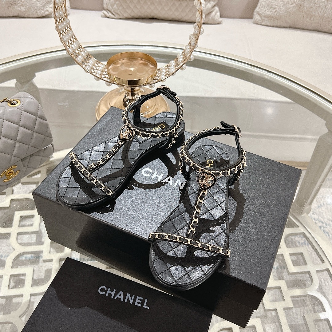 Chanel T-Strap Chain Sandals · R633 — תמונה 9