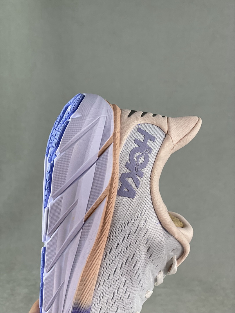 HOKA Clifton 8 · Y8J6 — תמונה 28