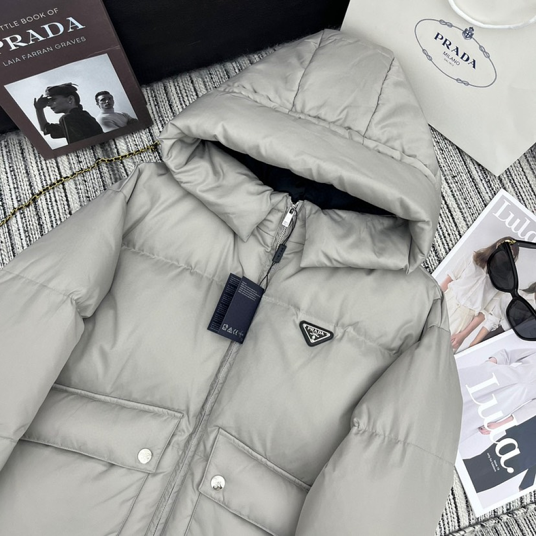 Prada Re-Nylon Down Jacket · LC21 — תמונה 6