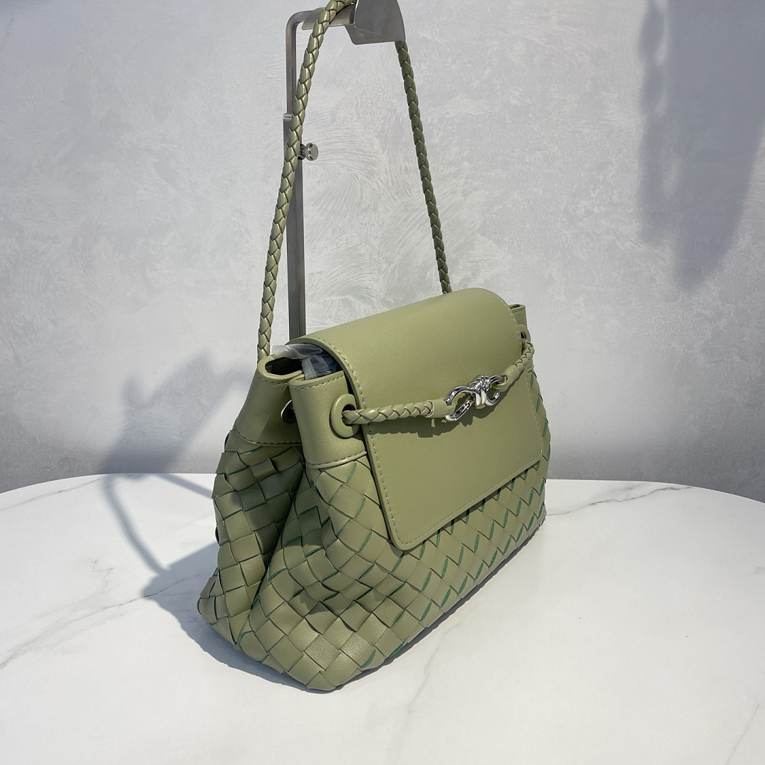 Bottega Veneta Andiamo Messenger · Q68T — תמונה 19