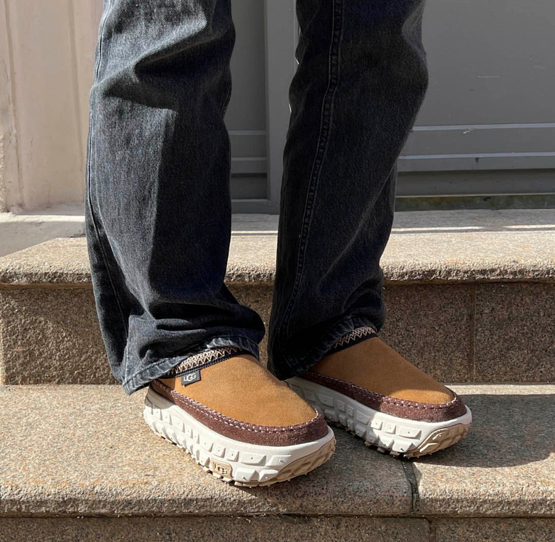 UGG Venture Daze · Y17B — תמונה 3