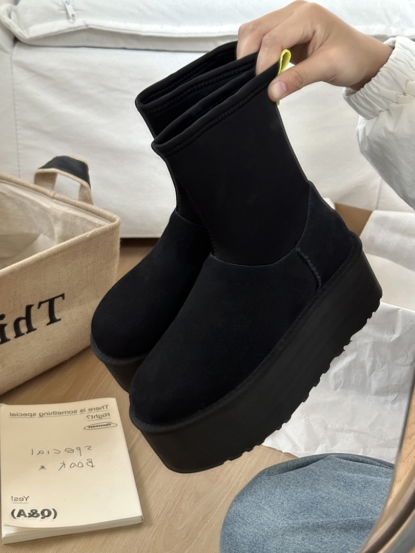 UGG Classic Dipper · M8D5 — תמונה 7
