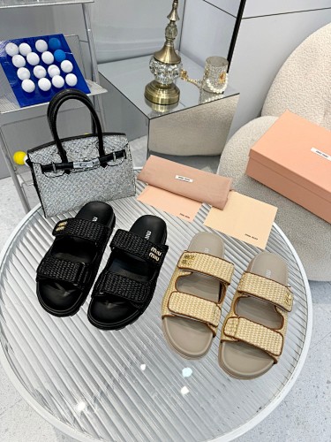 Miu Miu Raffia Dual-Grip Comfort Sandals · KK02