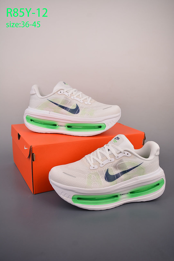 Nike Vomero Premium · R85Y — תמונה 20