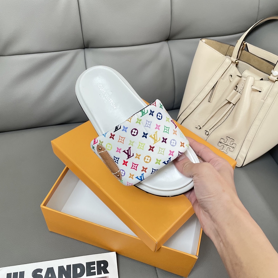 Louis Vuitton Pool Pillow Flat Comfort Mule · U6S2 — תמונה 6
