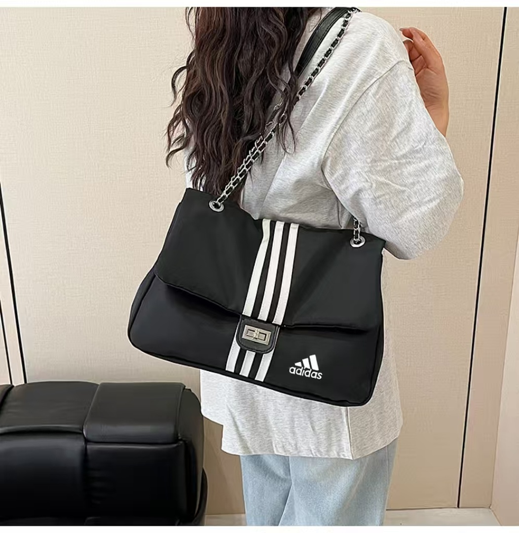 Adidas — תיק כתף · D35F — תמונה 5