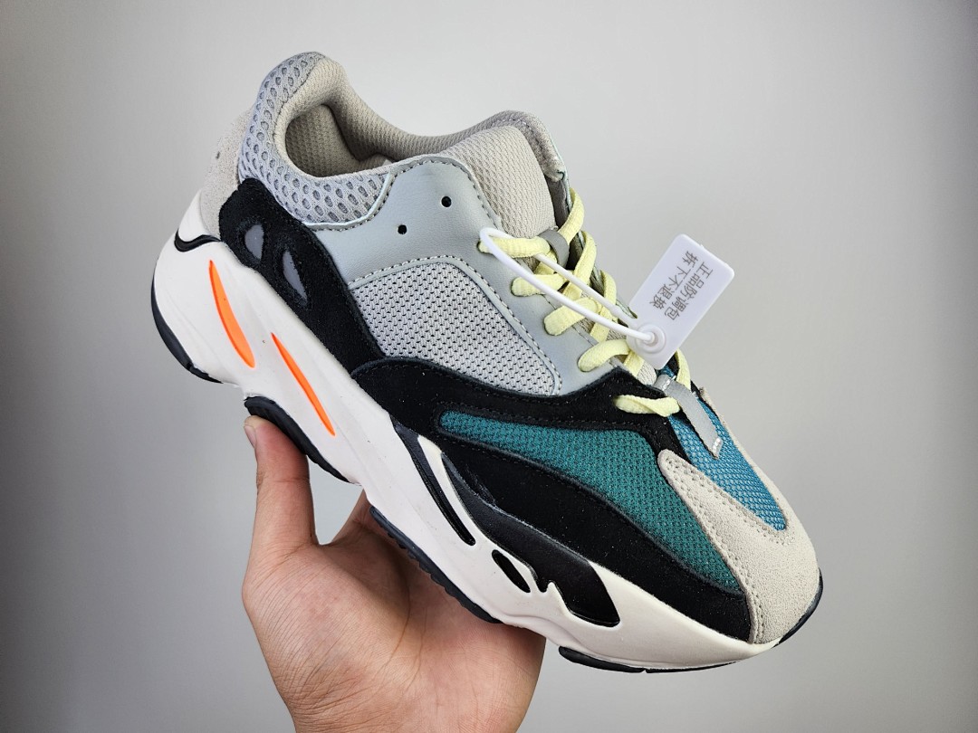 Adidas Yeezy Boost 700 Wave Runner · J3A1 — תמונה 8
