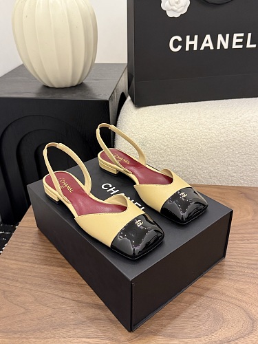 Chanel — נעלי אלגנט · R8XX
