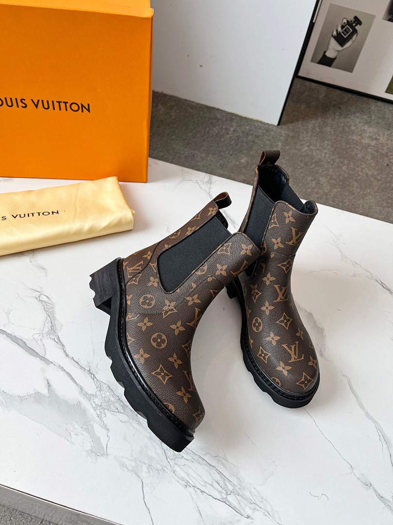 Louis Vuitton Beaubourg Chelsea Ankle Boot · M23L — תמונה 3