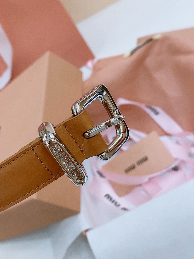 Miu Miu Cognac Leather Belt · RET1