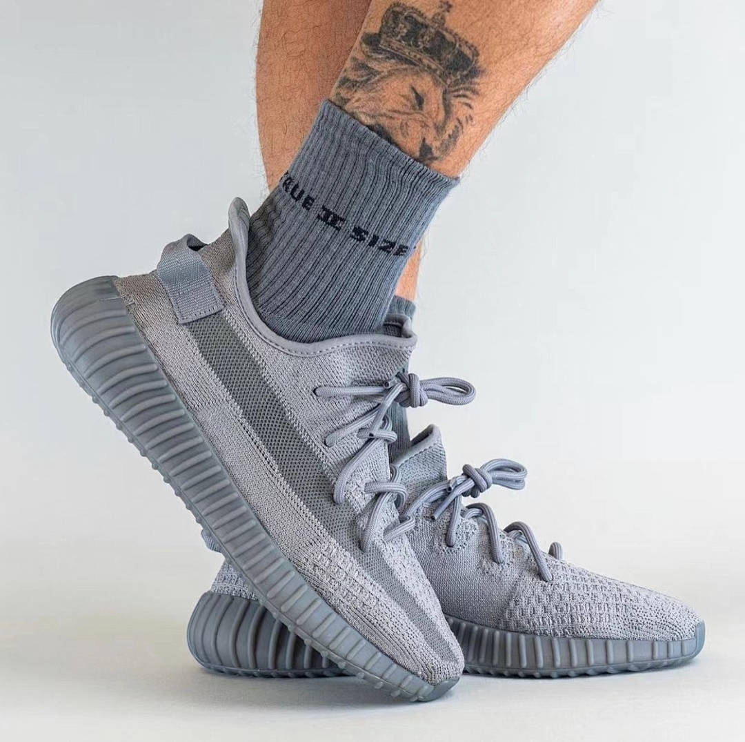 Adidas Yeezy Boost 350 V2 Steel · W625E — תמונה 9
