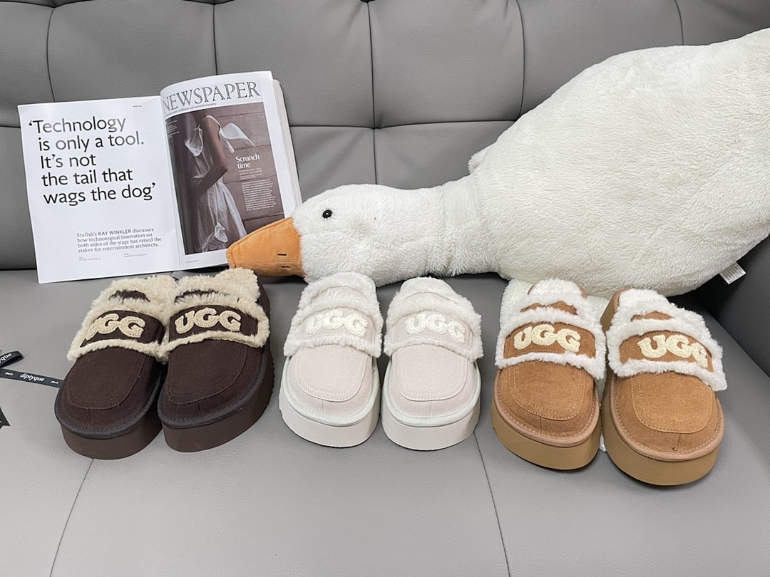 UGG Erin Platform Scuff · LR02 — תמונה 4