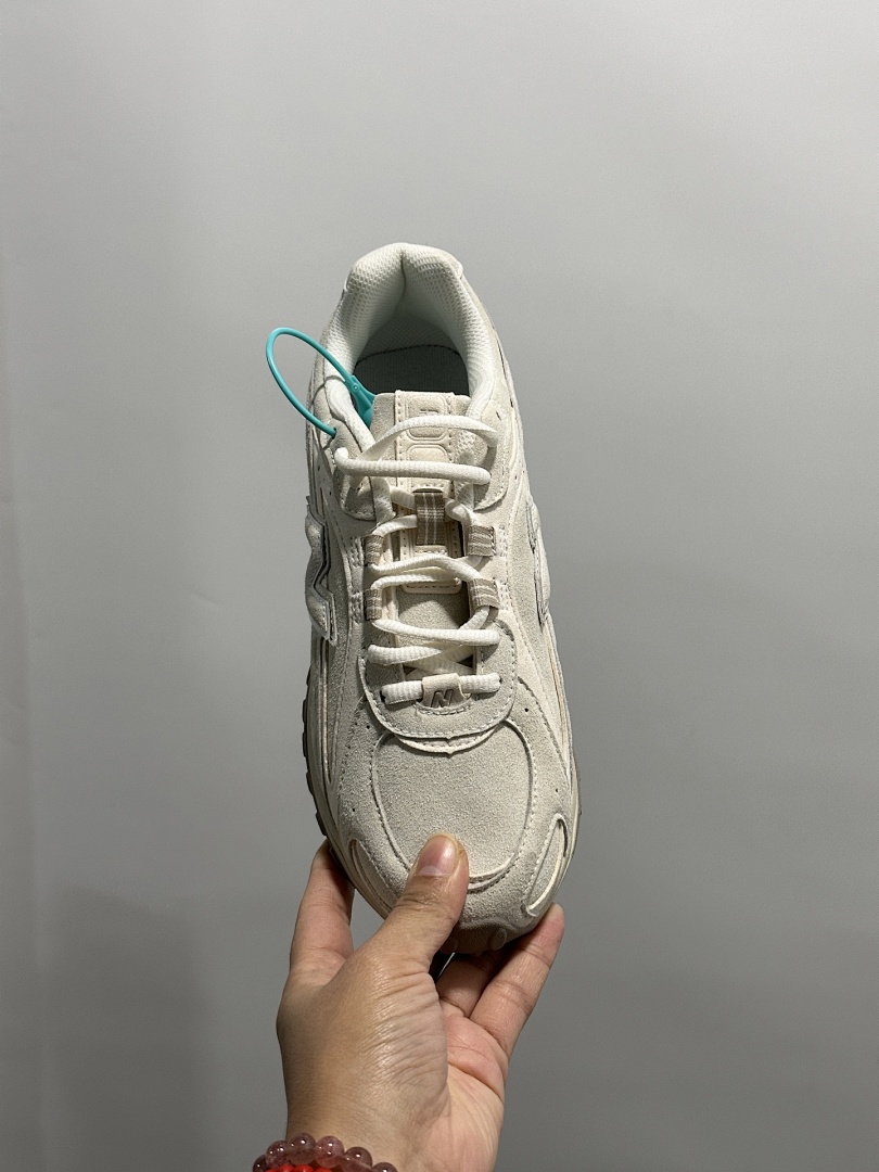 New Balance 204L · NBJ1 — תמונה 5