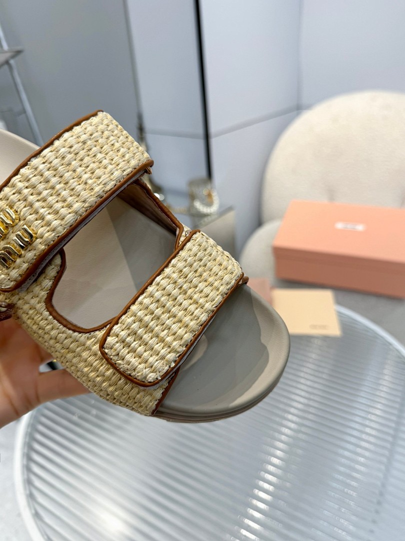 Miu Miu Raffia Dual-Grip Comfort Sandals · KK02 — תמונה 8
