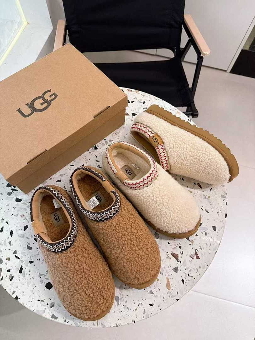 UGG Tasman Maxi Curly · Y012 — תמונה 10