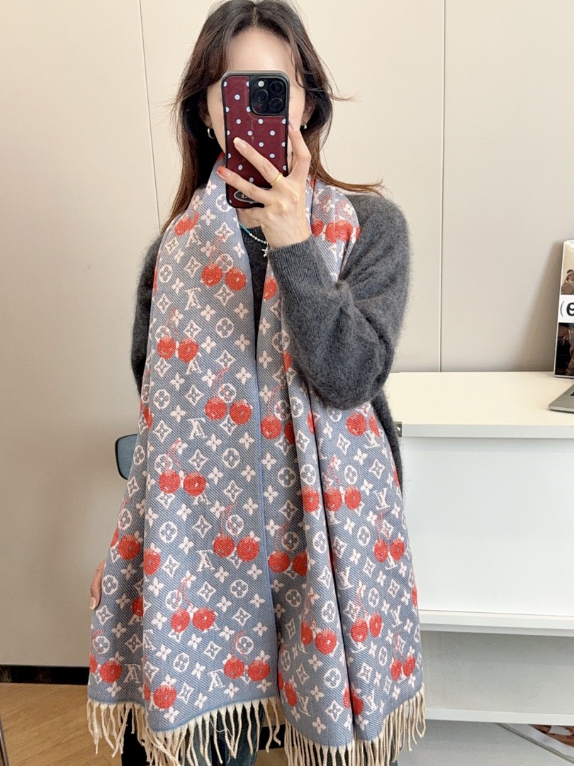 Louis Vuitton Cerise Shawl · YH15 — תמונה 5