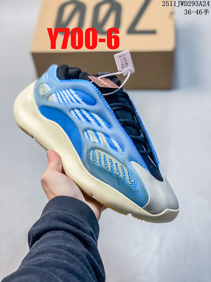 Adidas Yeezy 700 V3 Kyanite · Y700 — תמונה 9