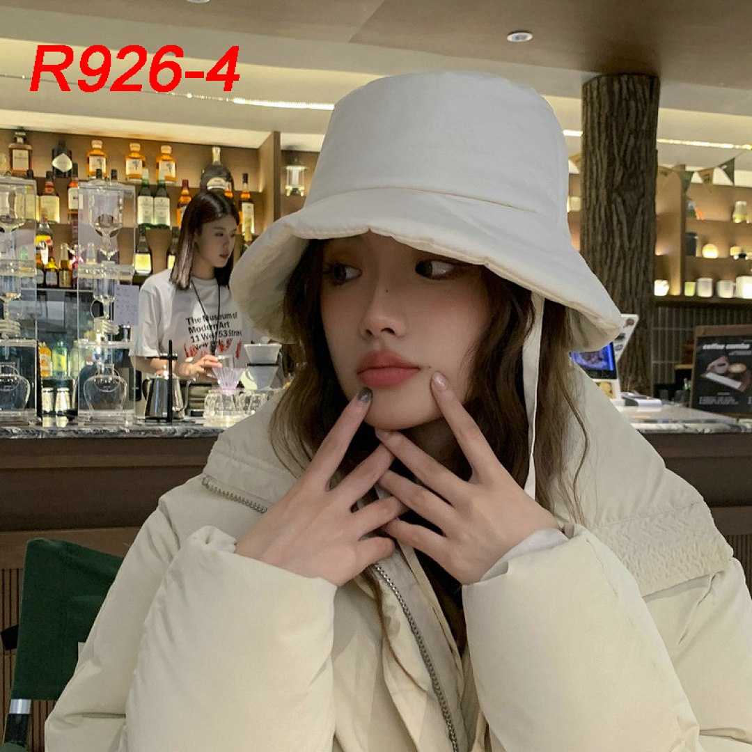Alo Yoga Good Shade Puffer Bucket Hat · R926 — תמונה 9