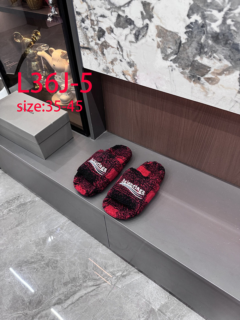 Balenciaga Furry Slide · L36J — תמונה 19