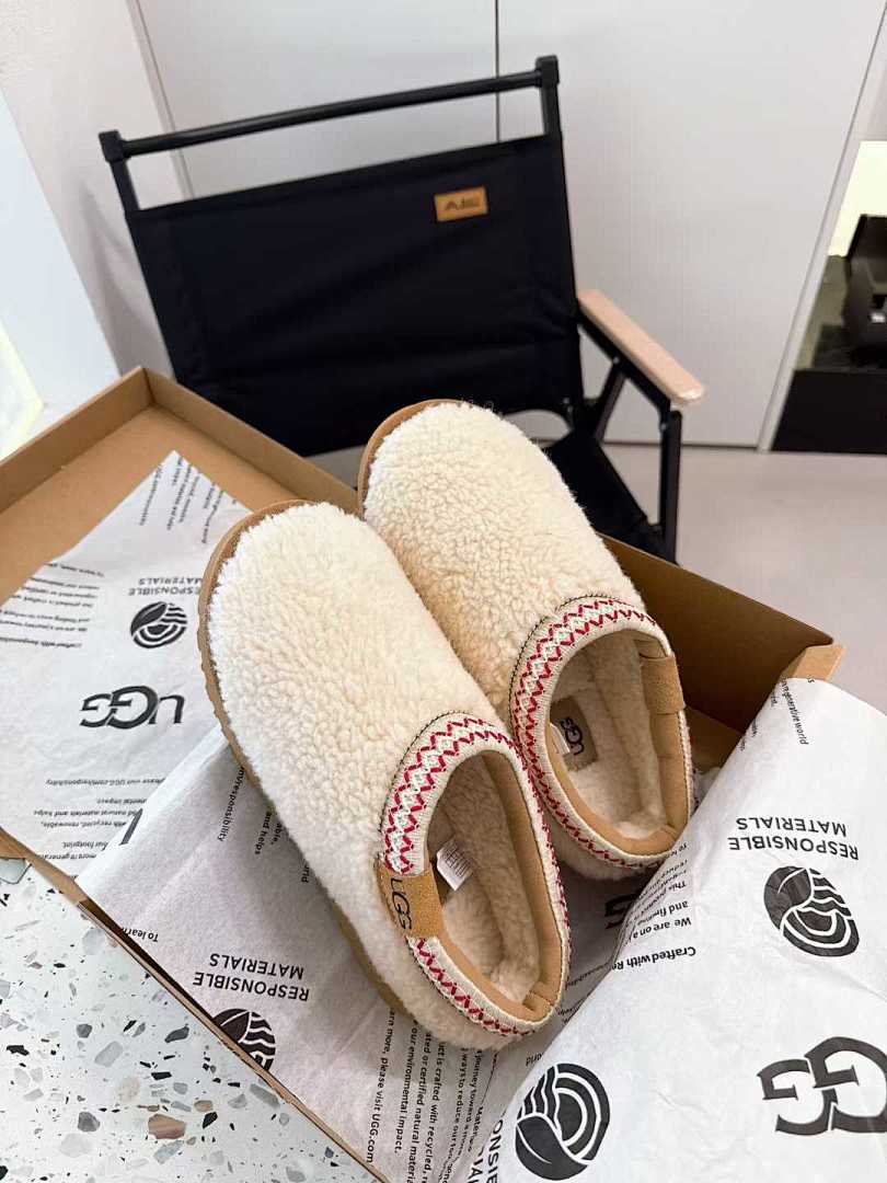 UGG Tasman Maxi Curly · Y012 — תמונה 7