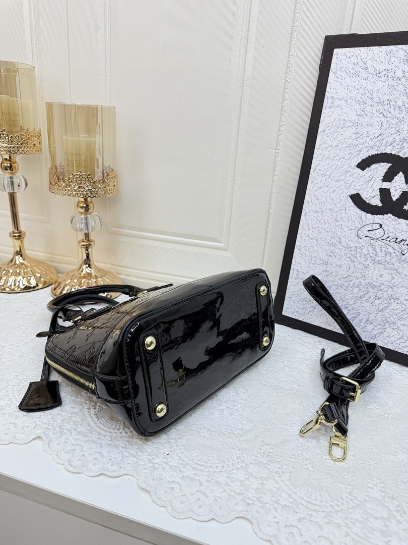 Louis Vuitton Alma BB · ES648 — תמונה 3