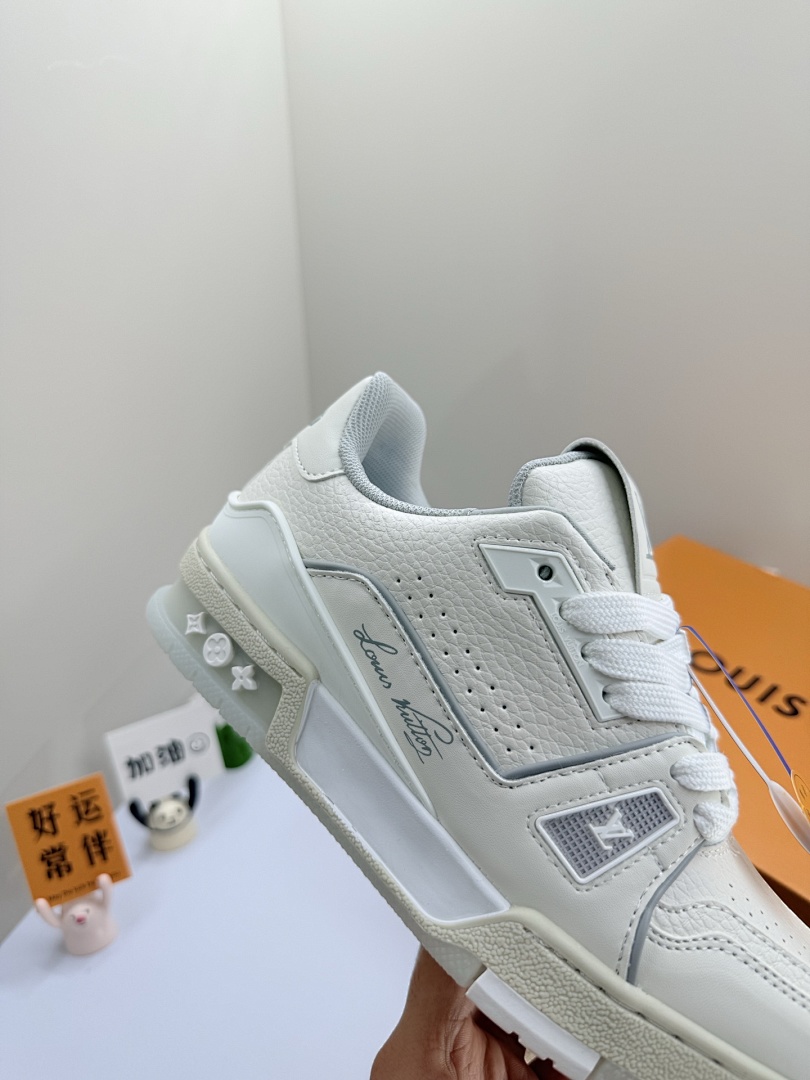 Louis Vuitton LV Trainer Sneaker · P2Y3 — תמונה 11