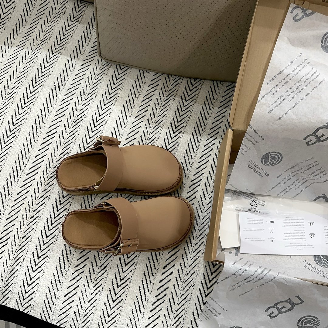 UGG Goldenstar Villa Clog · UG36 — תמונה 4