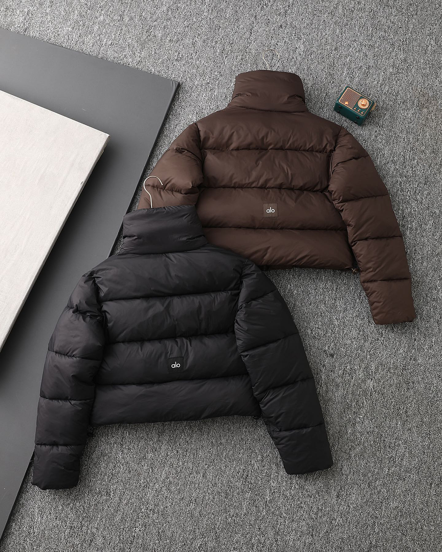 Alo Foxy Puffer Jacket · RS04 — תמונה 10