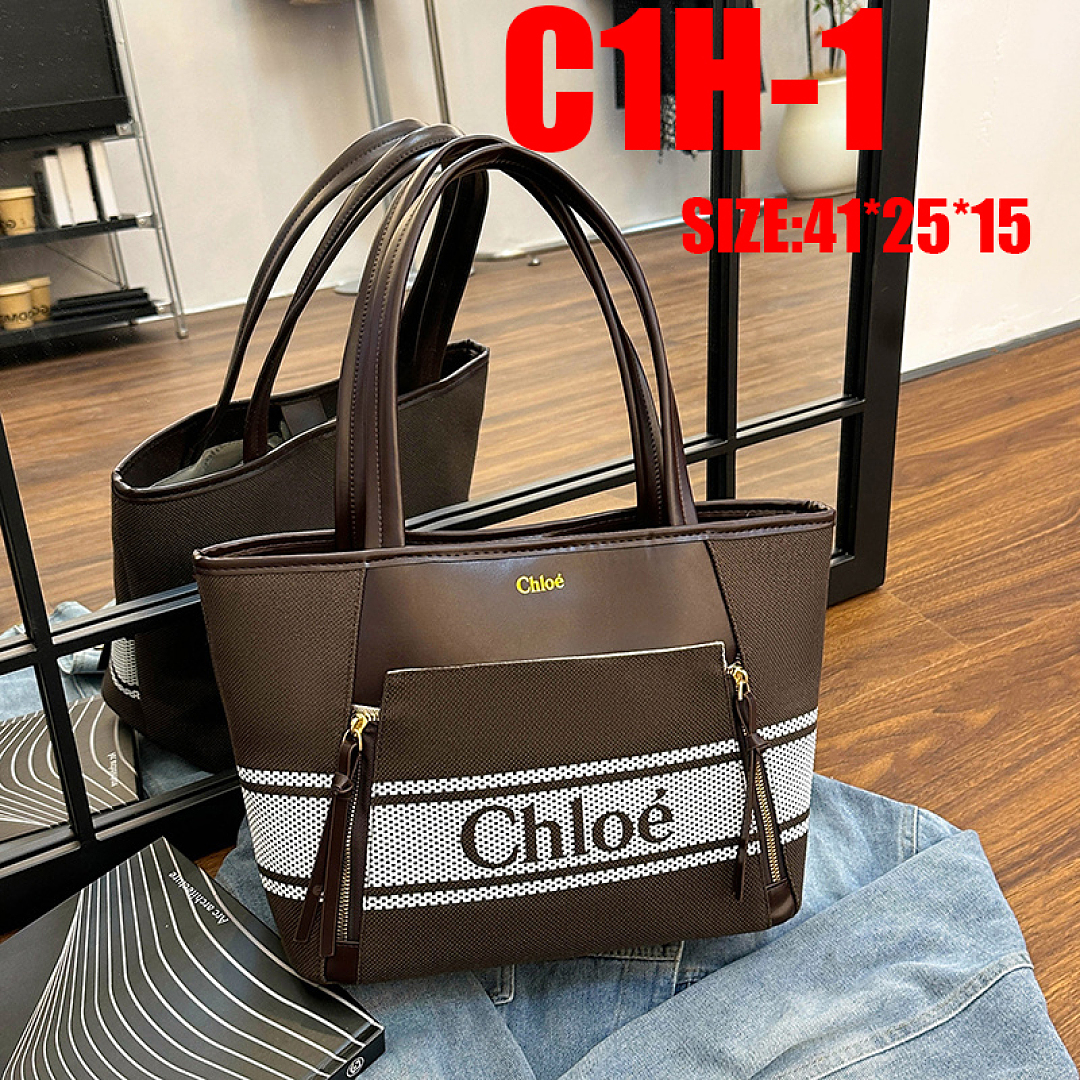 Chloe Woody · C1H — תמונה 14