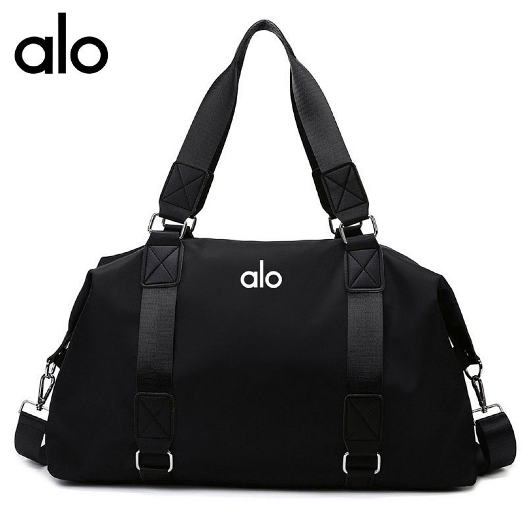 Alo Yoga Voyage Duffle Bag · PS21